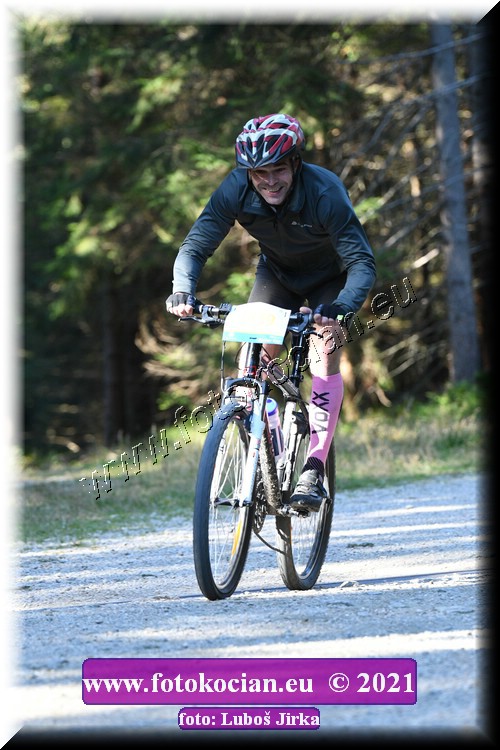 Náhled obrázku: 2021-8117-CTAuthor-0.JPG