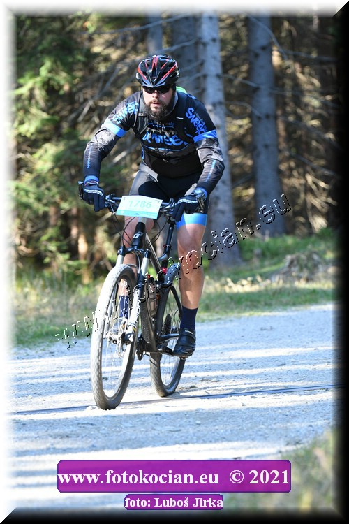 Náhled obrázku: 2021-8124-CTAuthor-1786.JPG