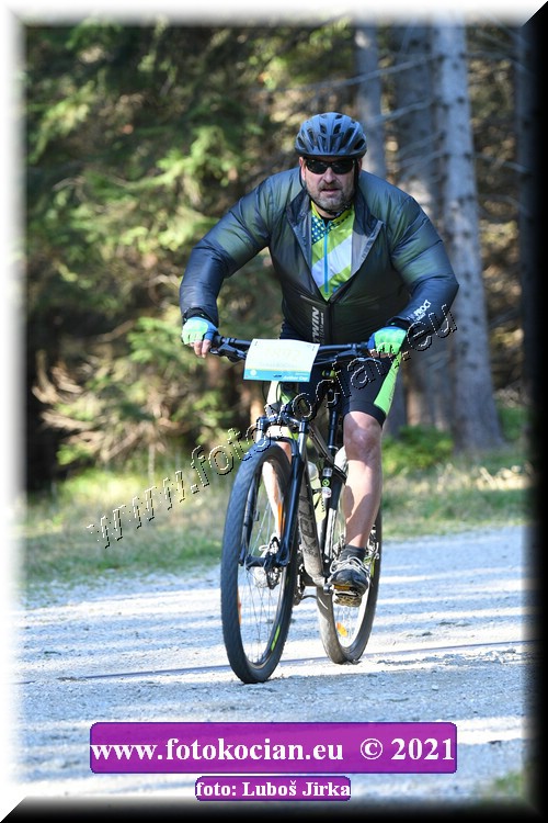 Náhled obrázku: 2021-8128-CTAuthor-1892.JPG