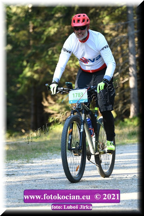 Náhled obrázku: 2021-8138-CTAuthor-1783.JPG