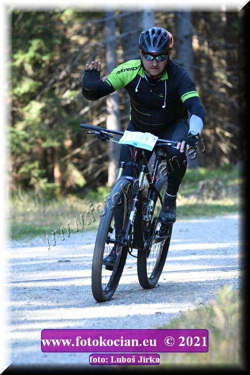 Náhled obrázku: 2021-8144-CTAuthor-1731.JPG