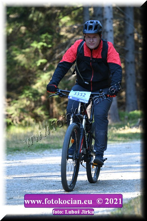 Náhled obrázku: 2021-8173-CTAuthor-3352.JPG