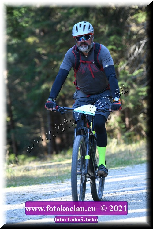 Náhled obrázku: 2021-8242-CTAuthor-2386.JPG