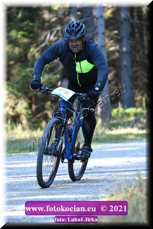 Náhled obrázku: 2021-8250-CTAuthor-2790.JPG