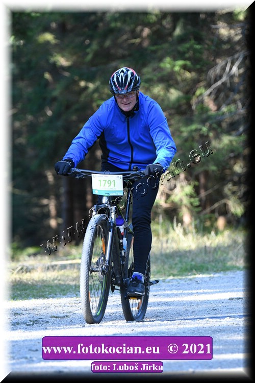 Náhled obrázku: 2021-8256-CTAuthor-1791.JPG