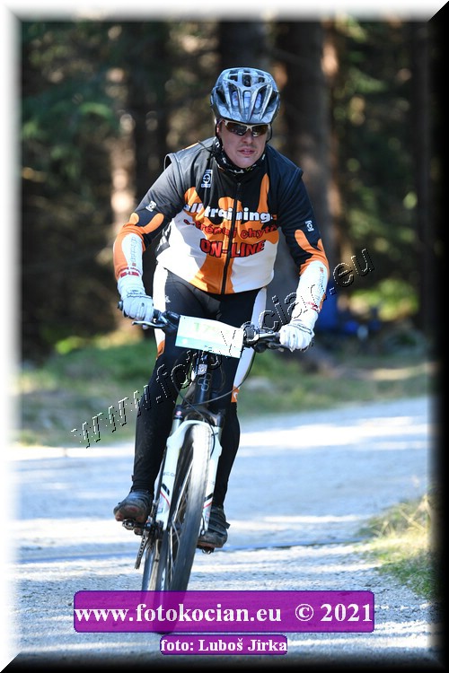 Náhled obrázku: 2021-8263-CTAuthor-1792.JPG