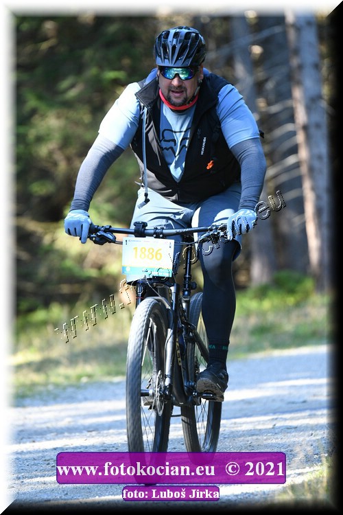 Náhled obrázku: 2021-8271-CTAuthor-1886.JPG