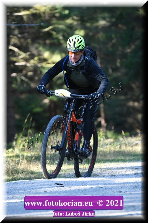 Náhled obrázku: 2021-8272-CTAuthor-1825.JPG