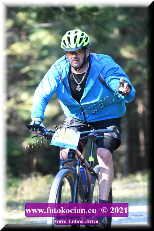 Náhled obrázku: 2021-8276-CTAuthor-2240.JPG