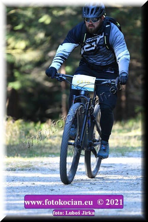 Náhled obrázku: 2021-8285-CTAuthor-2318.JPG