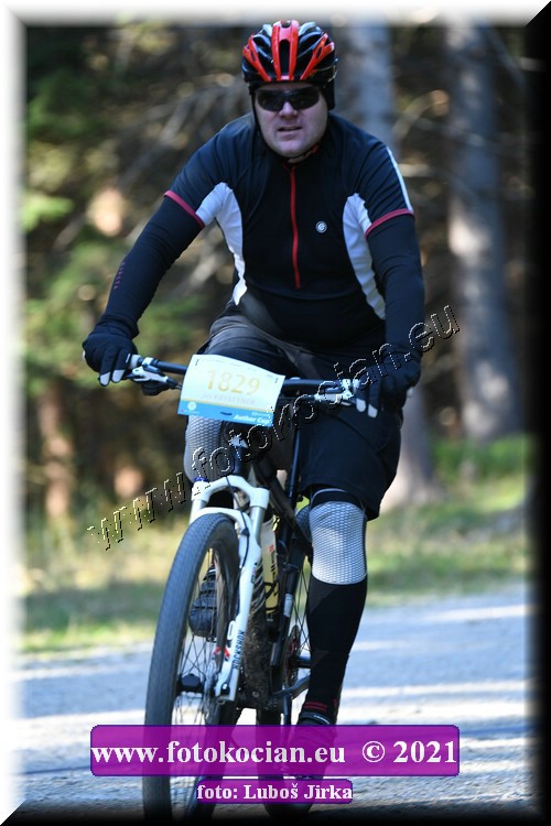 Náhled obrázku: 2021-8307-CTAuthor-1829.JPG