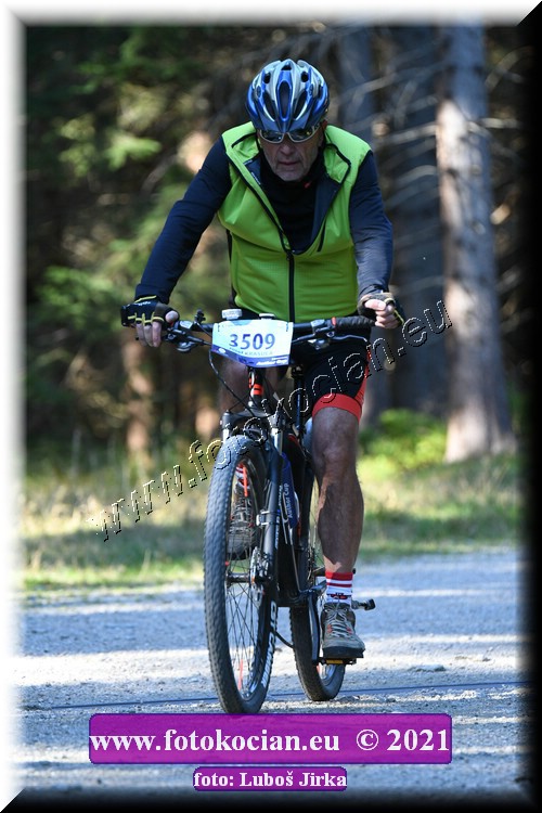 Náhled obrázku: 2021-8309-CTAuthor-3509.JPG