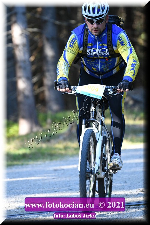 Náhled obrázku: 2021-8317-CTAuthor-1904.JPG