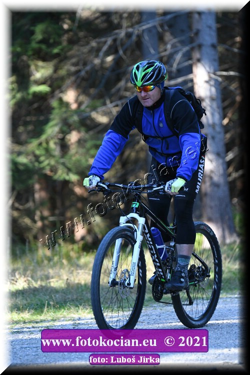 Náhled obrázku: 2021-8318-CTAuthor-0.JPG