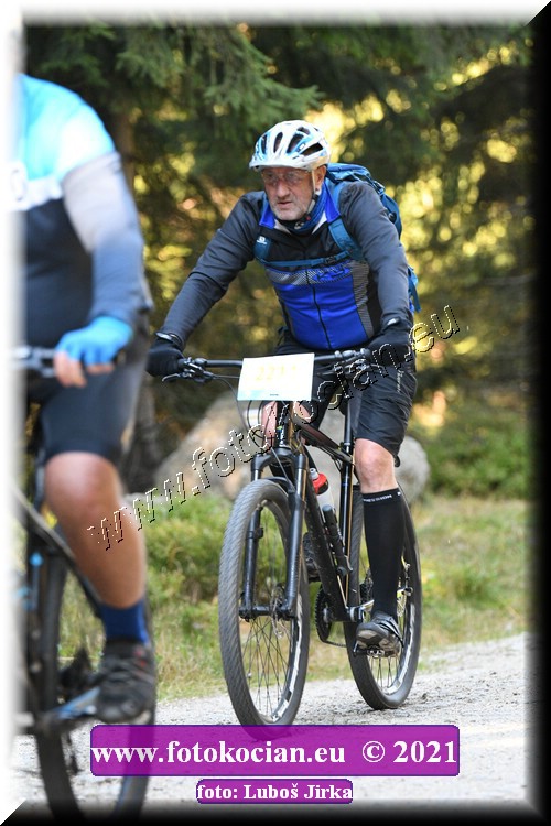 Náhled obrázku: 2021-8354-CTAuthor-2211,0.JPG