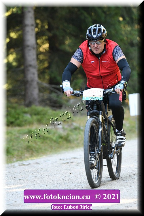 Náhled obrázku: 2021-8356-CTAuthor-2561.JPG