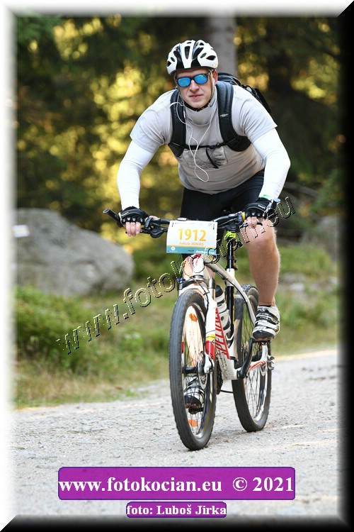 Náhled obrázku: 2021-8388-CTAuthor-1912.JPG