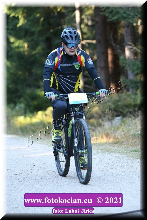 Náhled obrázku: 2021-8442-CTAuthor-2306.JPG