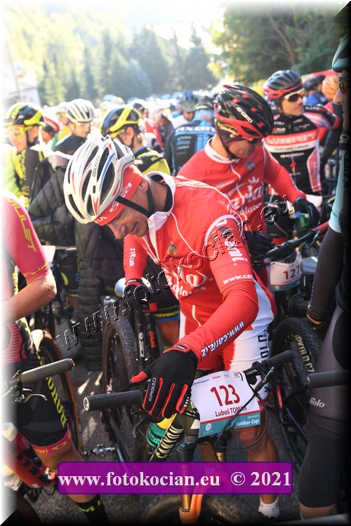 Náhled obrázku: 2021-1014-CTAuthor-123.JPG