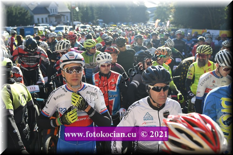 Náhled obrázku: 2021-1027-CTAuthor-.JPG