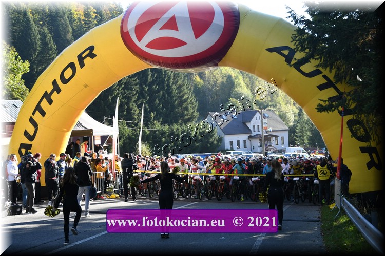 Náhled obrázku: 2021-1040-CTAuthor-.JPG