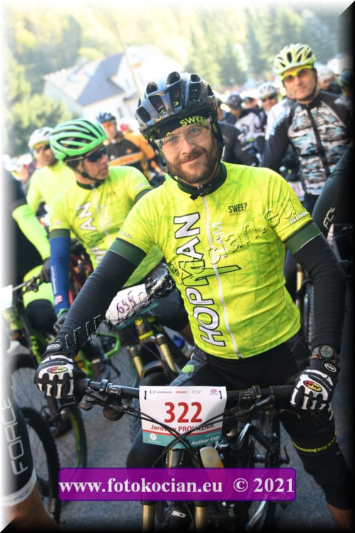 Náhled obrázku: 2021-1119-CTAuthor-322.JPG