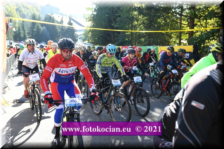 Náhled obrázku: 2021-1139-CTAuthor-985,816.JPG