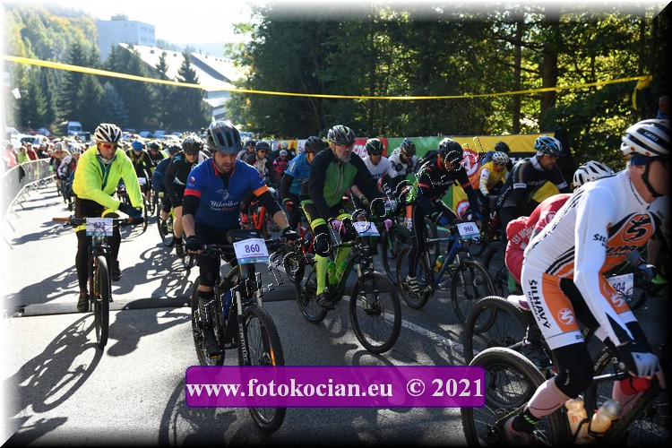 Náhled obrázku: 2021-1146-CTAuthor-860,960,622.JPG