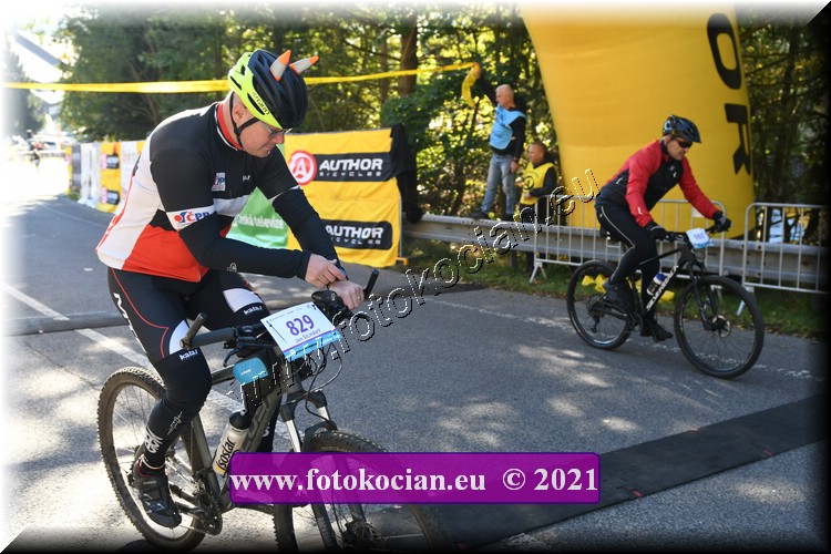 Náhled obrázku: 2021-1193-CTAuthor-829.JPG