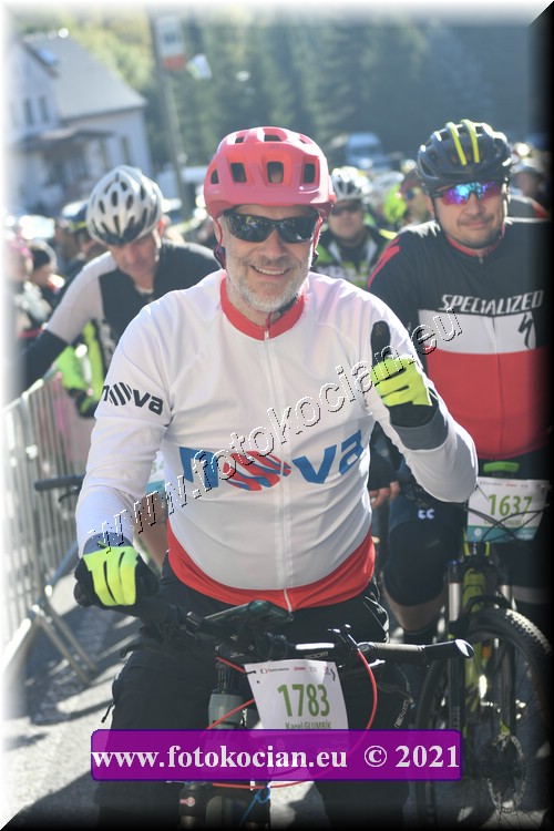 Náhled obrázku: 2021-1202-CTAuthor-1783.JPG