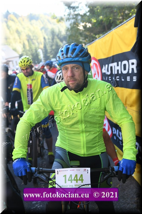 Náhled obrázku: 2021-1216-CTAuthor-1444.JPG