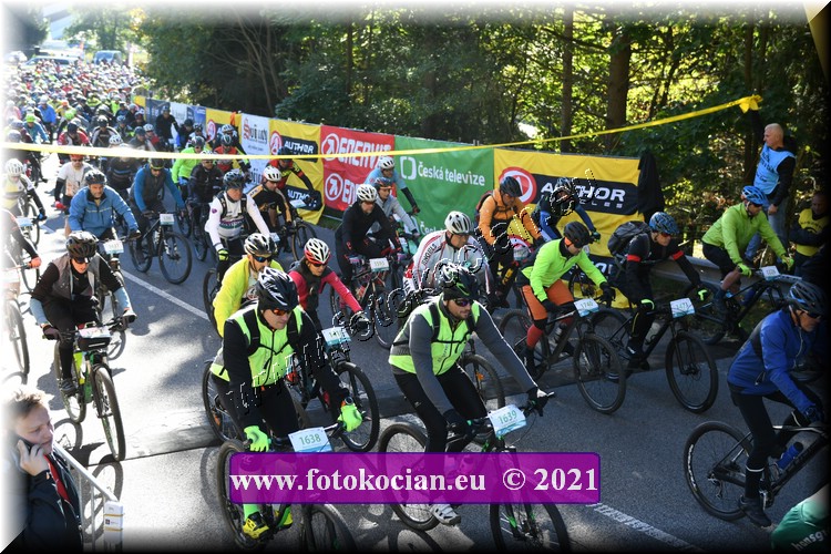 Náhled obrázku: 2021-1231-CTAuthor-1418,1639,1638.JPG