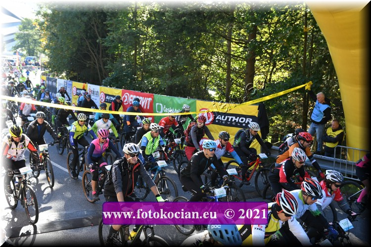 Náhled obrázku: 2021-1280-CTAuthor-1683,1265.JPG