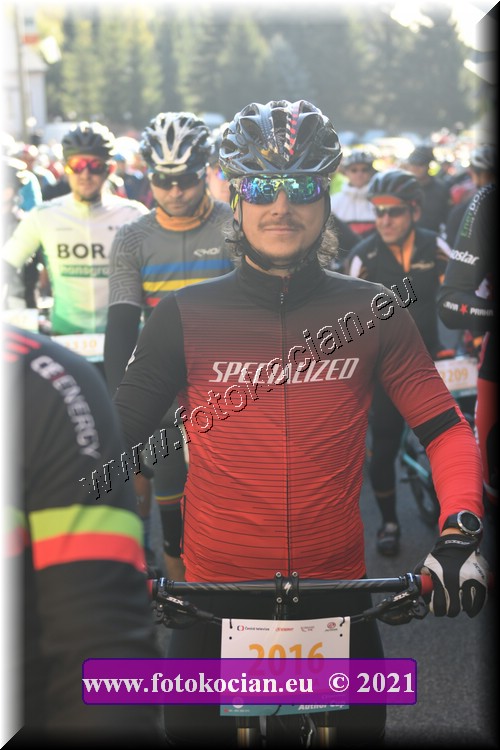 Náhled obrázku: 2021-1304-CTAuthor-2016.JPG