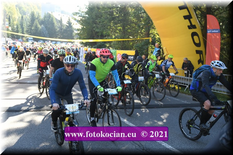 Náhled obrázku: 2021-1368-CTAuthor-1893,1980.JPG