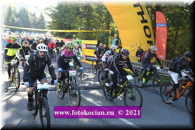 Náhled obrázku: 2021-1370-CTAuthor-1952,2235,2227.JPG