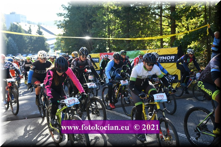 Náhled obrázku: 2021-1410-CTAuthor-2738,2709,2679.JPG