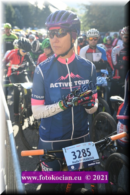 Náhled obrázku: 2021-1463-CTAuthor-3285.JPG