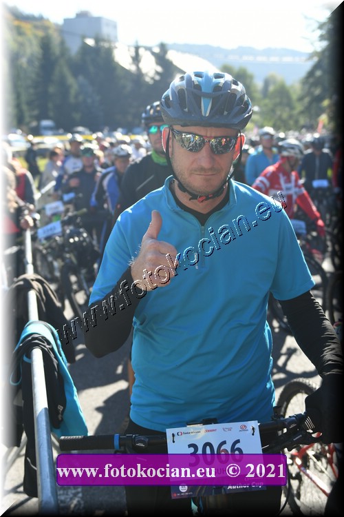 Náhled obrázku: 2021-1466-CTAuthor-3066.JPG