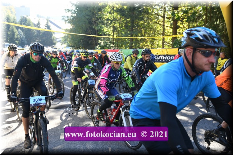 Náhled obrázku: 2021-1525-CTAuthor-3081,3098.JPG