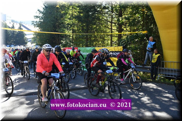 Náhled obrázku: 2021-1530-CTAuthor-3270,3568.JPG