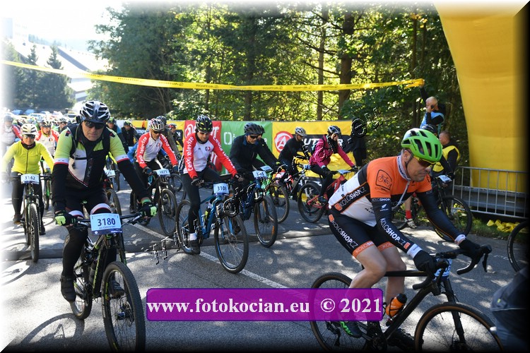 Náhled obrázku: 2021-1537-CTAuthor-3108,3180.JPG