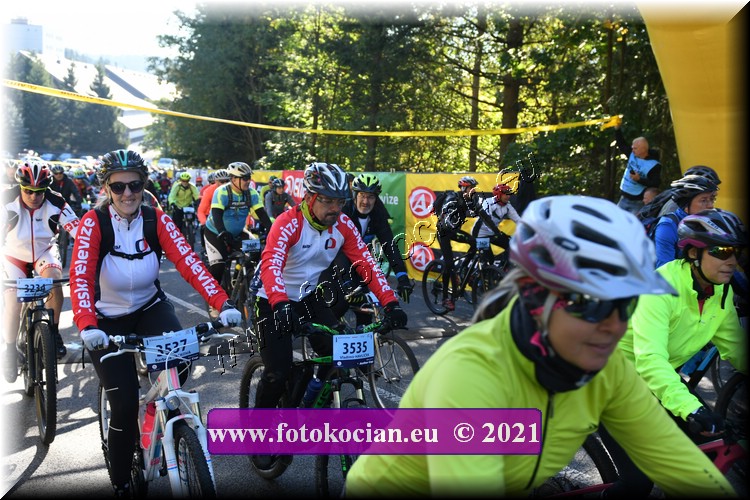 Náhled obrázku: 2021-1539-CTAuthor-3535,3537.JPG