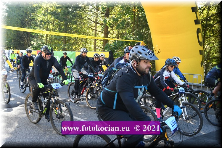 Náhled obrázku: 2021-1560-CTAuthor-3470.JPG