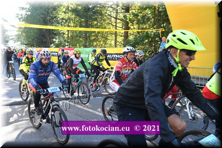 Náhled obrázku: 2021-1564-CTAuthor-3422,3437.JPG