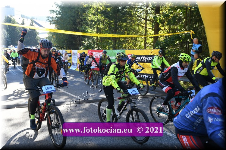 Náhled obrázku: 2021-1565-CTAuthor-3600,3431.JPG