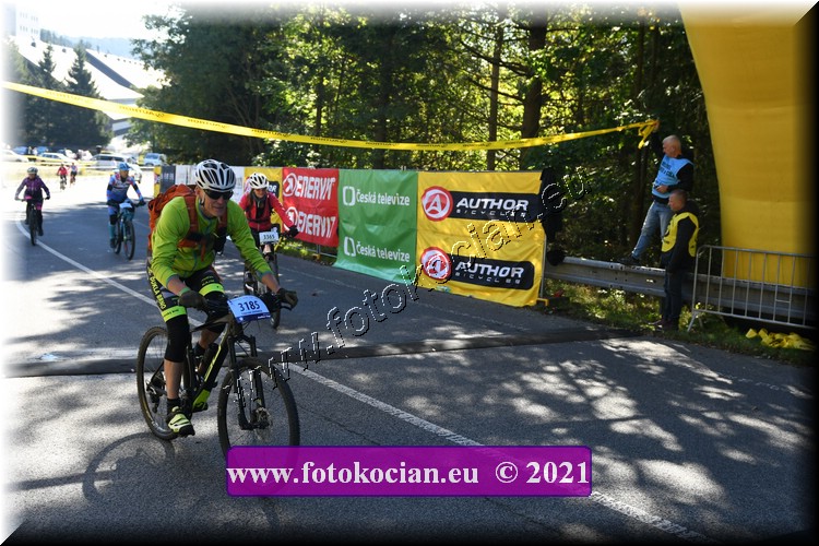 Náhled obrázku: 2021-1586-CTAuthor-3185.JPG