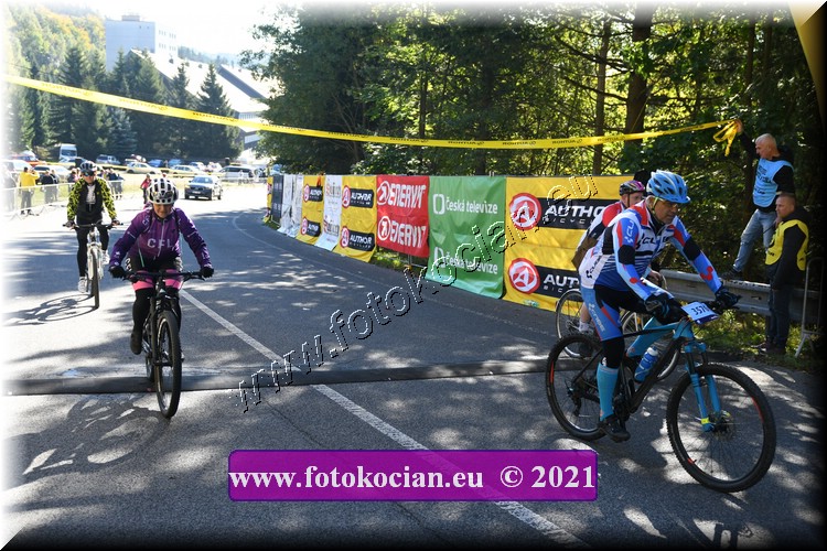 Náhled obrázku: 2021-1587-CTAuthor-3570.JPG