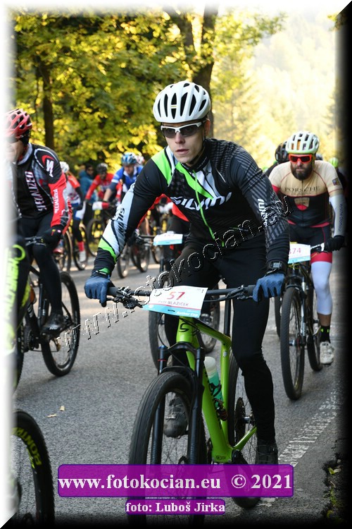 Náhled obrázku: 2021-8511-CTAuthor-57.JPG