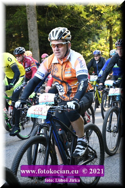 Náhled obrázku: 2021-8534-CTAuthor-250.JPG